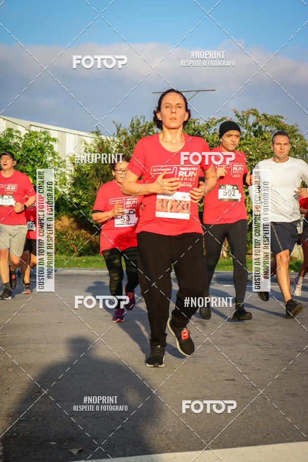 Buy your photos of the eventSantander Track&Field Run Series - Cidade Center Norte on Fotop