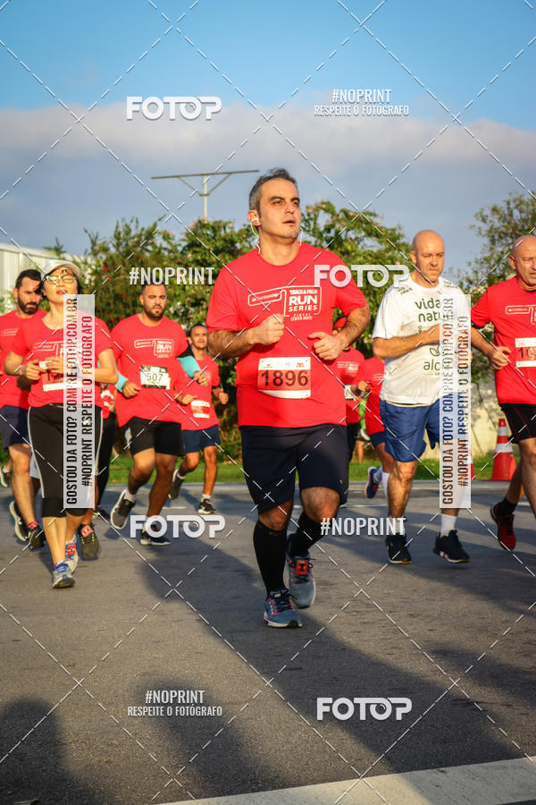 Acquista le foto dell'eventoSantander Track&Field Run Series - Cidade Center Norte in Fotop