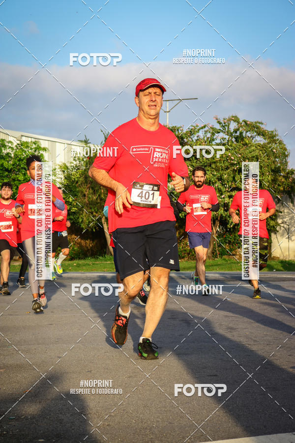 Buy your photos of the eventSantander Track&Field Run Series - Cidade Center Norte on Fotop