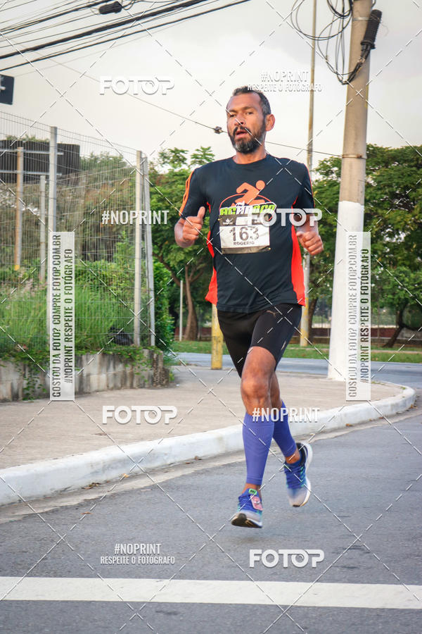 Buy your photos of the eventSantander Track&Field Run Series - Cidade Center Norte on Fotop