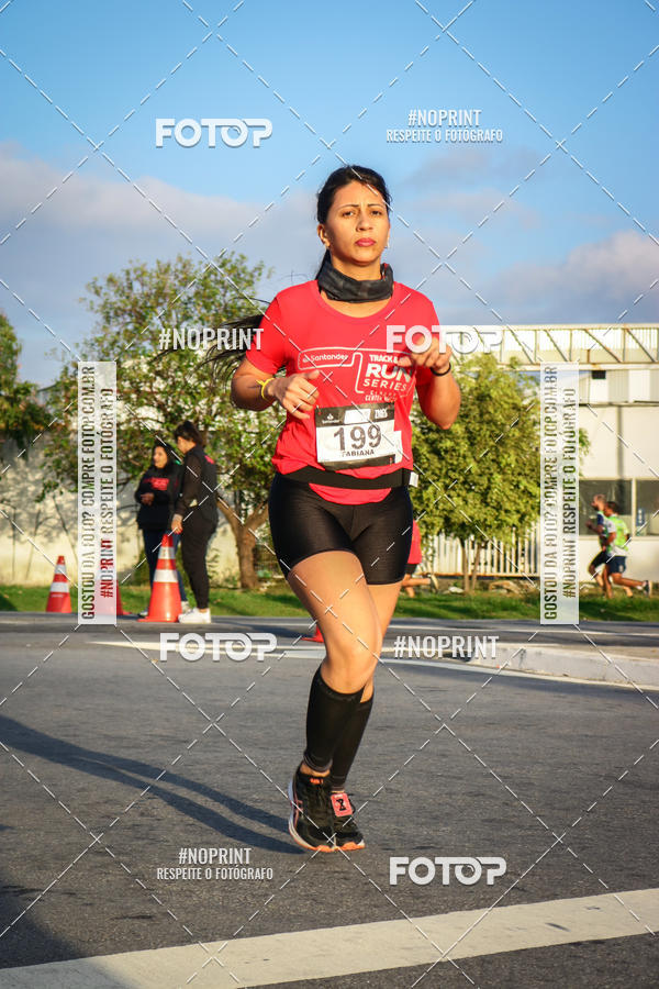 Buy your photos of the eventSantander Track&Field Run Series - Cidade Center Norte on Fotop