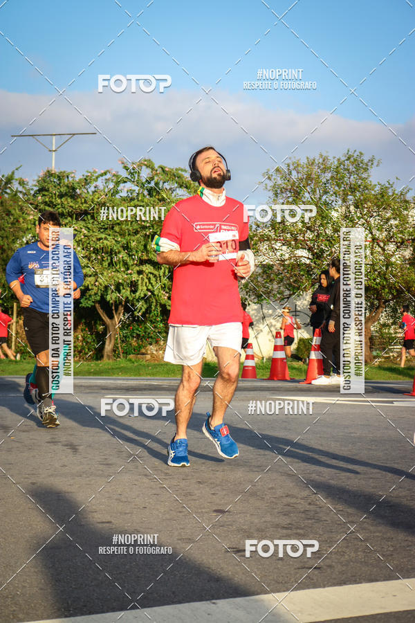 Buy your photos of the eventSantander Track&Field Run Series - Cidade Center Norte on Fotop