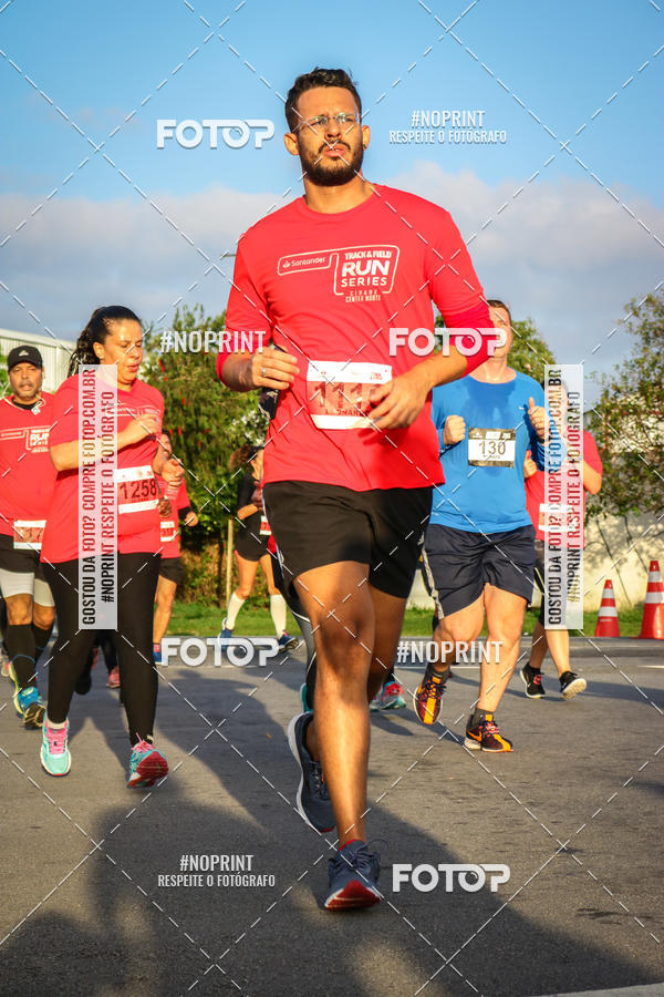 Buy your photos of the eventSantander Track&Field Run Series - Cidade Center Norte on Fotop