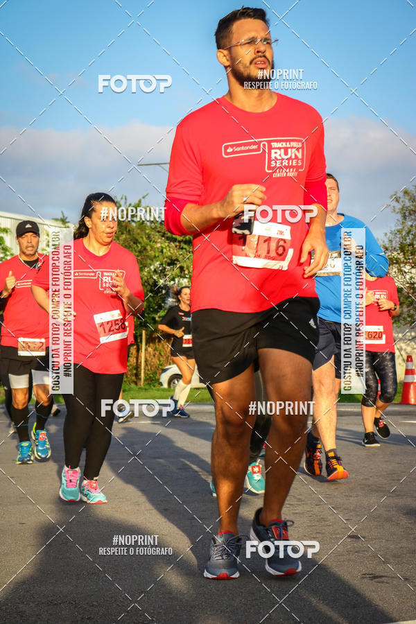 Buy your photos of the eventSantander Track&Field Run Series - Cidade Center Norte on Fotop