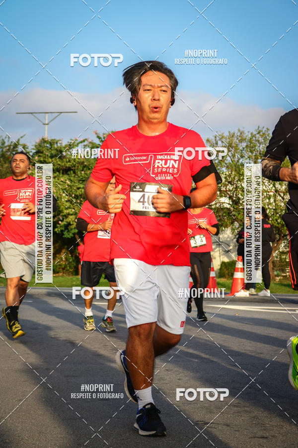 Buy your photos of the eventSantander Track&Field Run Series - Cidade Center Norte on Fotop