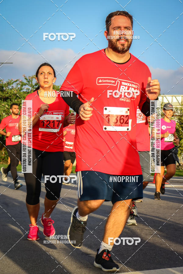 Buy your photos of the eventSantander Track&Field Run Series - Cidade Center Norte on Fotop