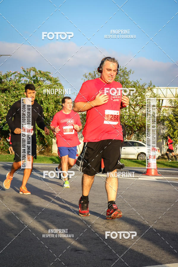 Acquista le foto dell'eventoSantander Track&Field Run Series - Cidade Center Norte in Fotop