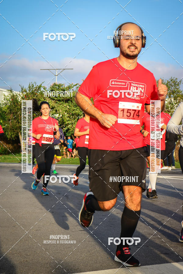 Buy your photos of the eventSantander Track&Field Run Series - Cidade Center Norte on Fotop
