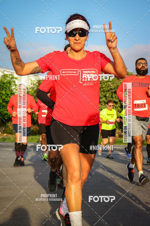 Buy your photos of the eventSantander Track&Field Run Series - Cidade Center Norte on Fotop