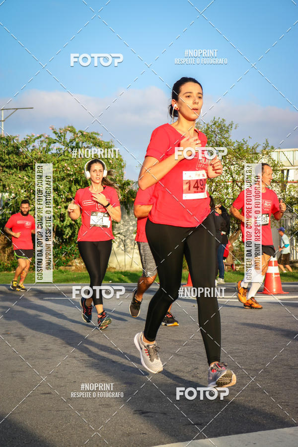 Buy your photos of the eventSantander Track&Field Run Series - Cidade Center Norte on Fotop