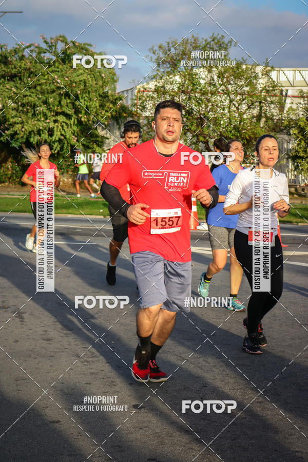 Buy your photos of the eventSantander Track&Field Run Series - Cidade Center Norte on Fotop