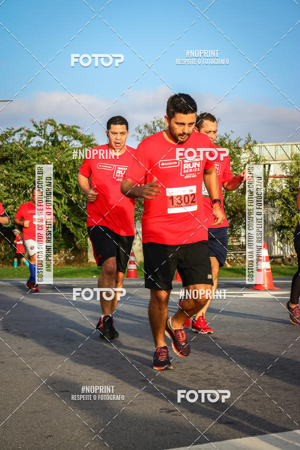 Buy your photos of the eventSantander Track&Field Run Series - Cidade Center Norte on Fotop