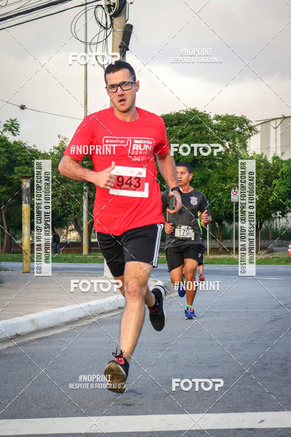 Acquista le foto dell'eventoSantander Track&Field Run Series - Cidade Center Norte in Fotop