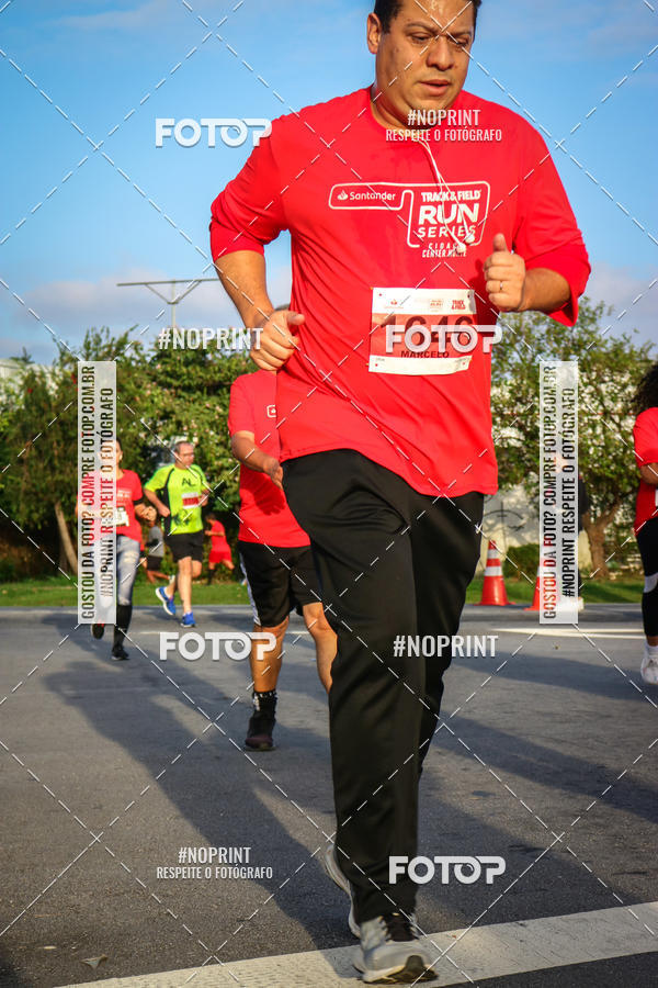 Buy your photos of the eventSantander Track&Field Run Series - Cidade Center Norte on Fotop
