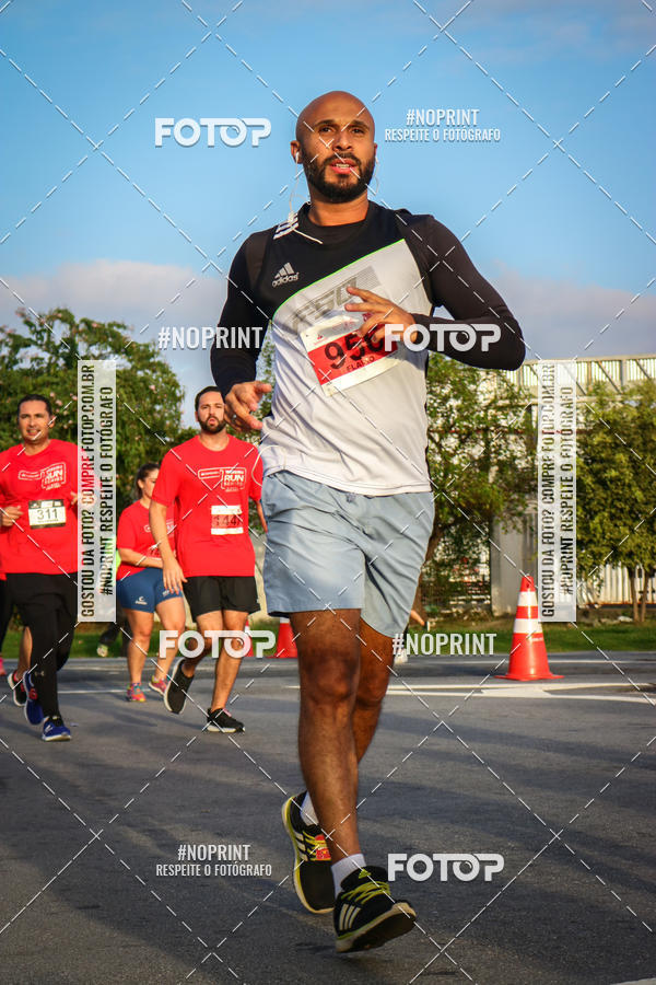 Achetez vos photos de l'�v�nementSantander Track&Field Run Series - Cidade Center Norte sur Fotop
