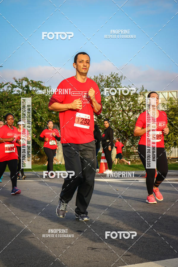 Buy your photos of the eventSantander Track&Field Run Series - Cidade Center Norte on Fotop
