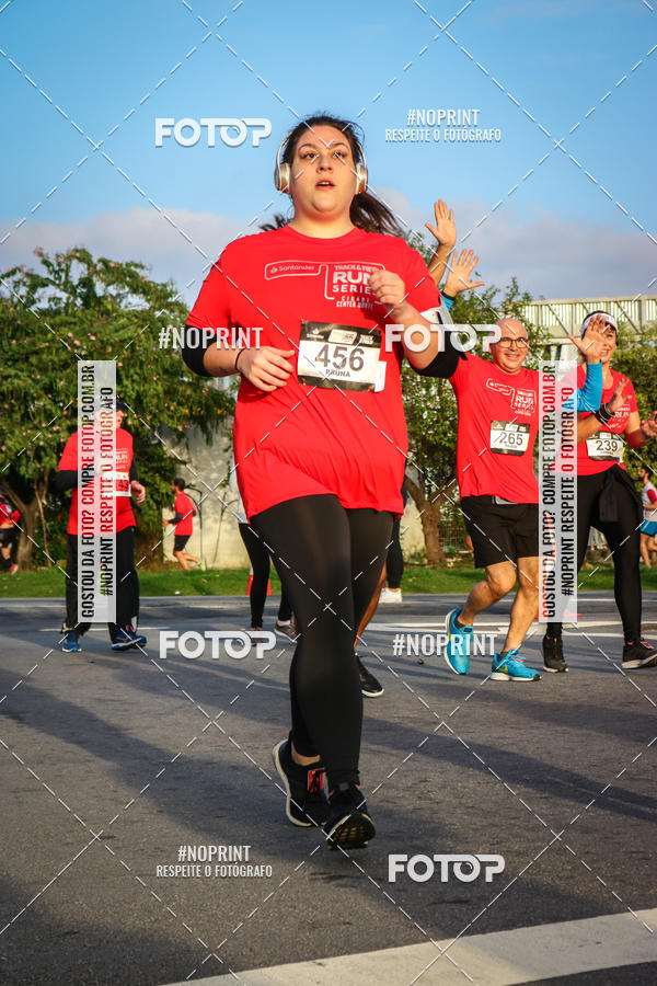 Buy your photos of the eventSantander Track&Field Run Series - Cidade Center Norte on Fotop