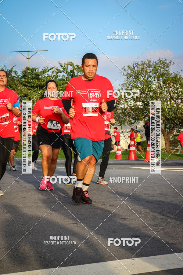 Buy your photos of the eventSantander Track&Field Run Series - Cidade Center Norte on Fotop