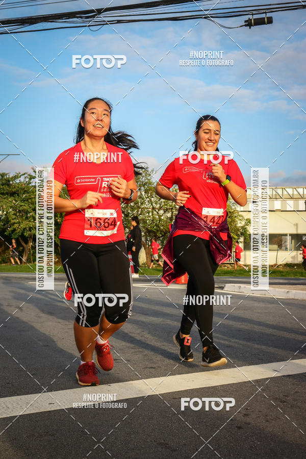Buy your photos of the eventSantander Track&Field Run Series - Cidade Center Norte on Fotop