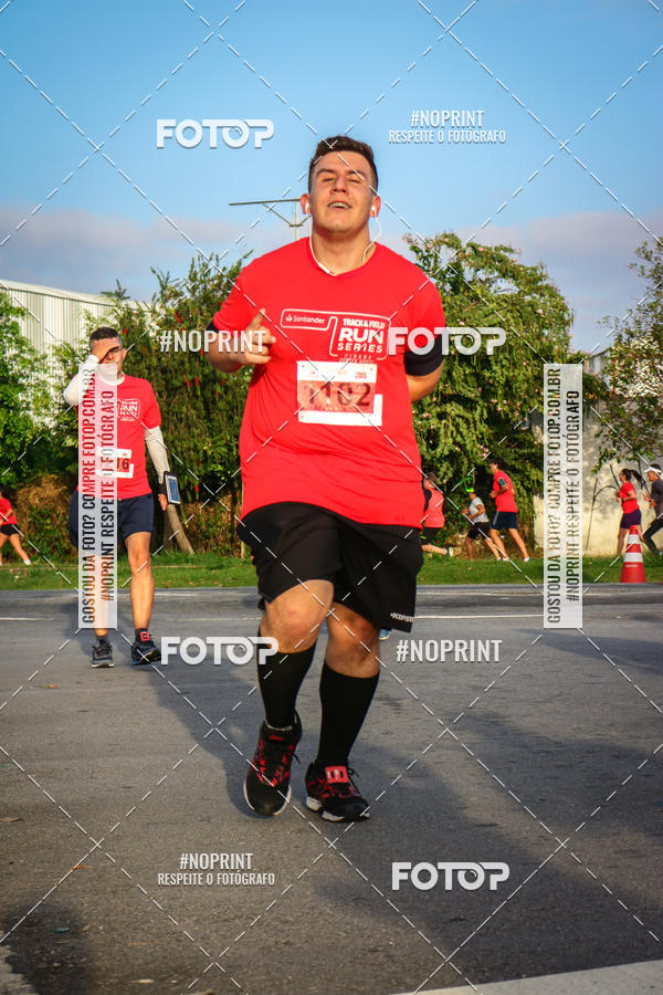 Buy your photos of the eventSantander Track&Field Run Series - Cidade Center Norte on Fotop