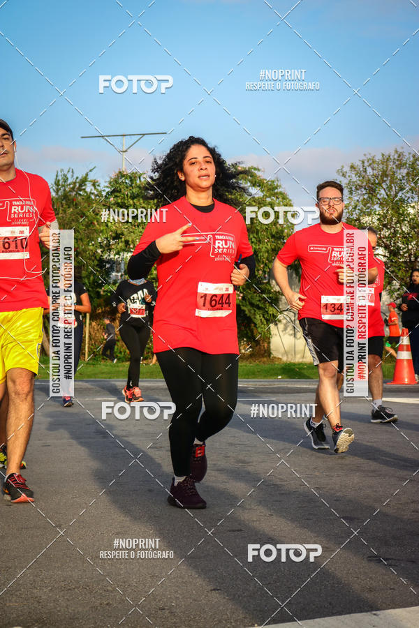 Buy your photos of the eventSantander Track&Field Run Series - Cidade Center Norte on Fotop