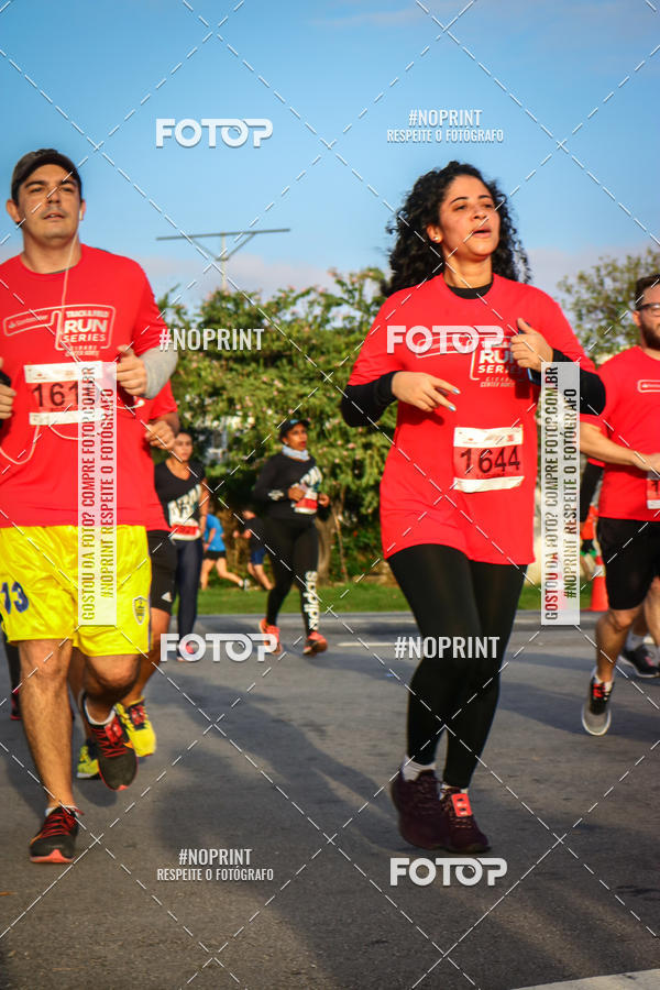 Buy your photos of the eventSantander Track&Field Run Series - Cidade Center Norte on Fotop
