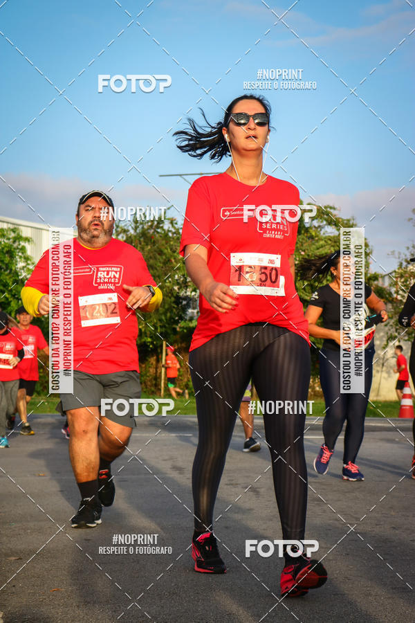 Buy your photos of the eventSantander Track&Field Run Series - Cidade Center Norte on Fotop