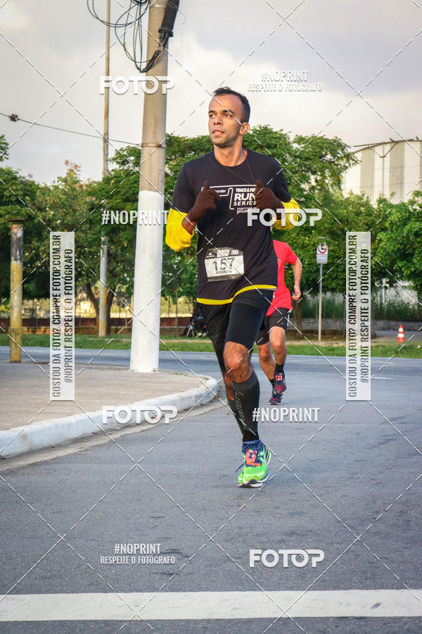 Buy your photos of the eventSantander Track&Field Run Series - Cidade Center Norte on Fotop