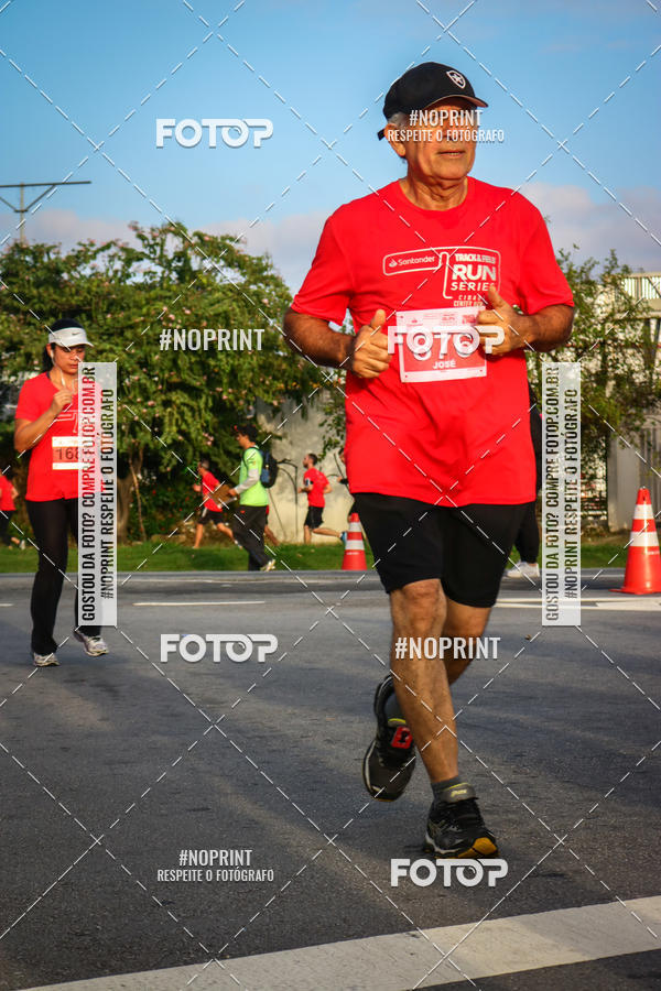 Buy your photos of the eventSantander Track&Field Run Series - Cidade Center Norte on Fotop
