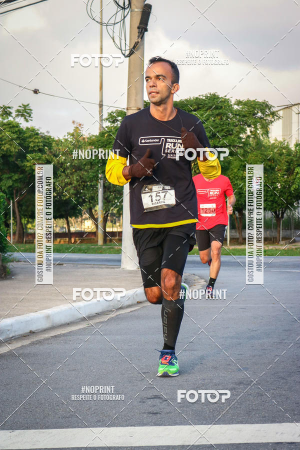 Buy your photos of the eventSantander Track&Field Run Series - Cidade Center Norte on Fotop