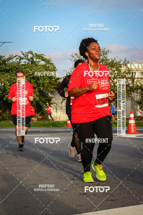 Buy your photos of the eventSantander Track&Field Run Series - Cidade Center Norte on Fotop