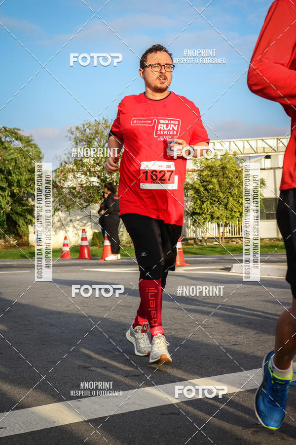Buy your photos of the eventSantander Track&Field Run Series - Cidade Center Norte on Fotop