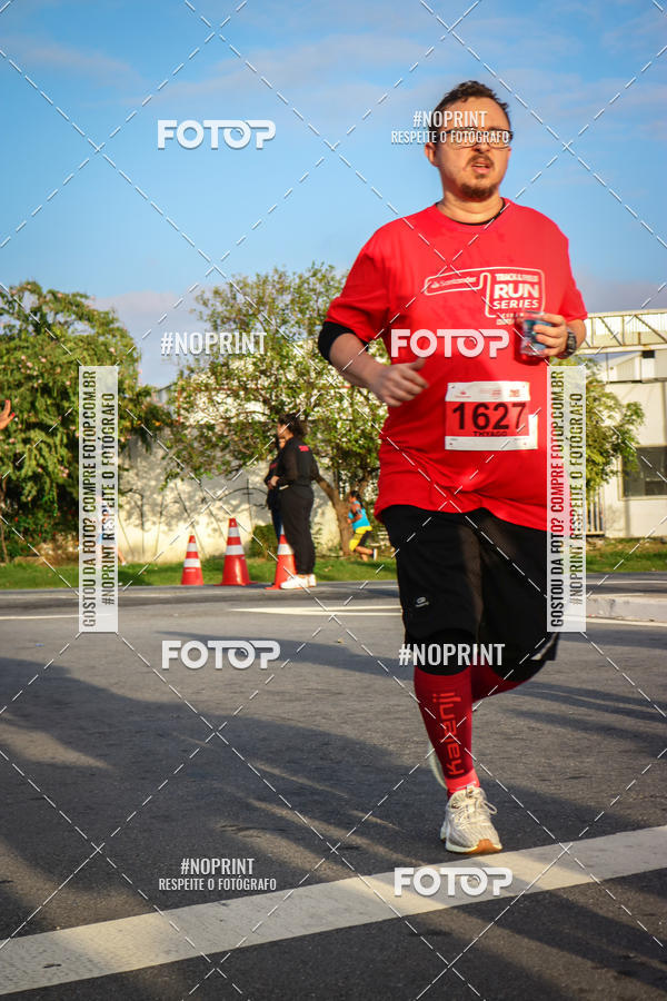 Buy your photos of the eventSantander Track&Field Run Series - Cidade Center Norte on Fotop