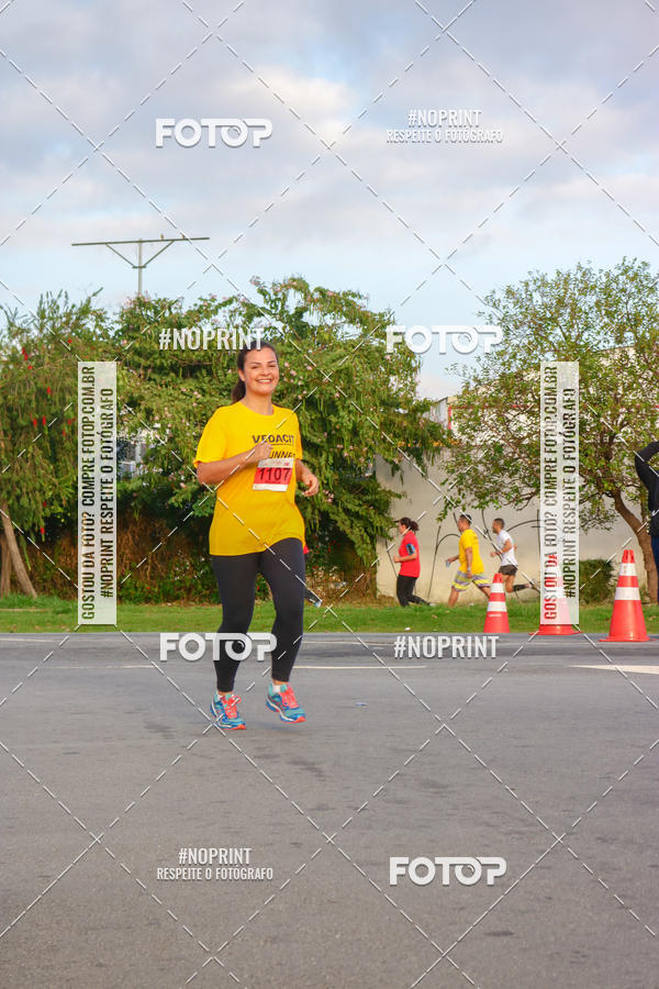 Compre as suas fotos do eventoSantander Track&Field Run Series - Cidade Center Norte no Fotop