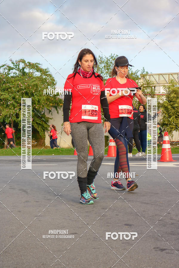 Acquista le foto dell'eventoSantander Track&Field Run Series - Cidade Center Norte in Fotop