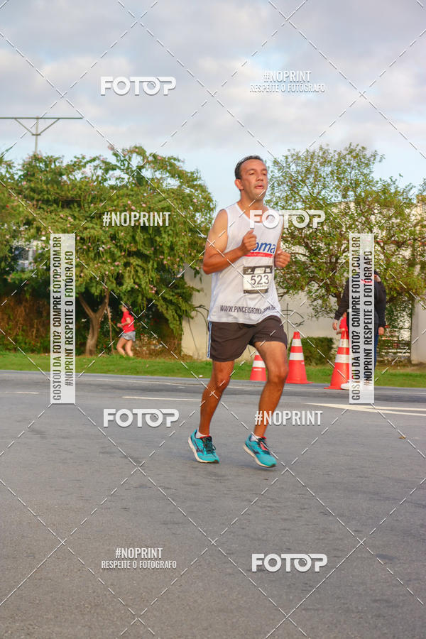 Acquista le foto dell'eventoSantander Track&Field Run Series - Cidade Center Norte in Fotop