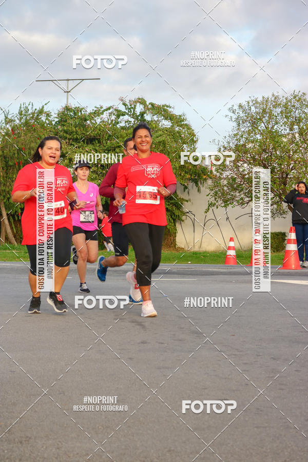 Acquista le foto dell'eventoSantander Track&Field Run Series - Cidade Center Norte in Fotop