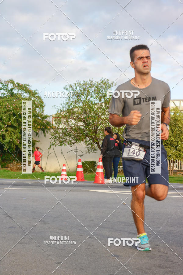 Compra tus fotos del eventoSantander Track&Field Run Series - Cidade Center Norte En Fotop