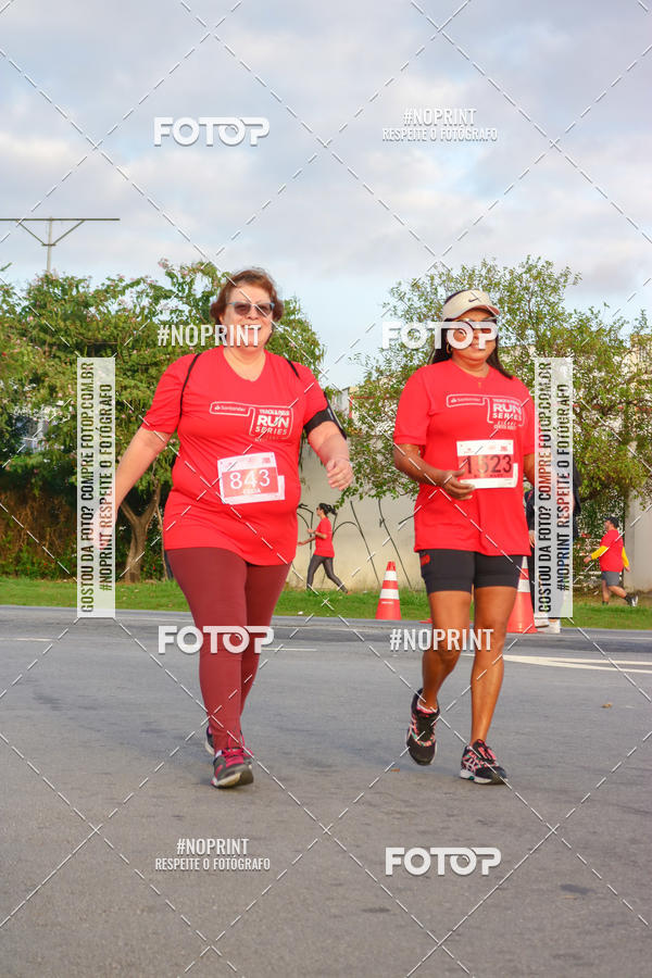 Compra tus fotos del eventoSantander Track&Field Run Series - Cidade Center Norte En Fotop