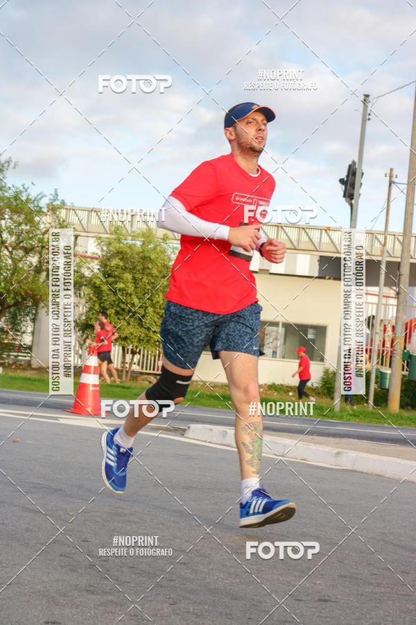Compra tus fotos del eventoSantander Track&Field Run Series - Cidade Center Norte En Fotop
