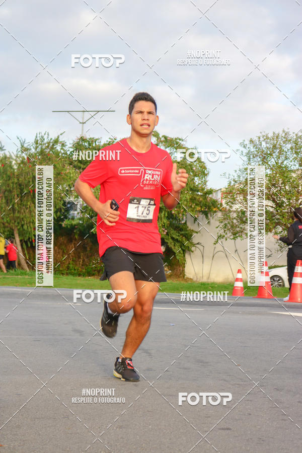 Compra tus fotos del eventoSantander Track&Field Run Series - Cidade Center Norte En Fotop