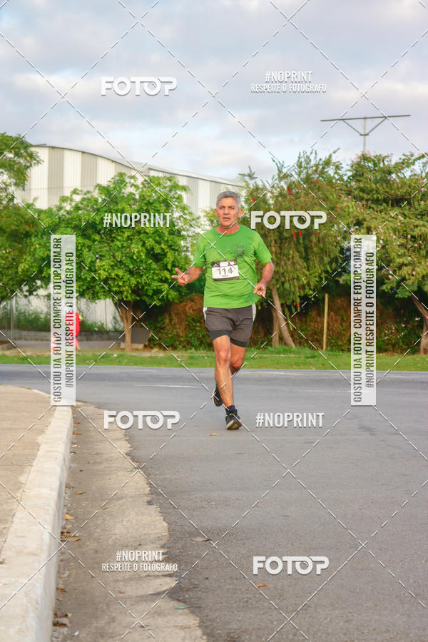Achetez vos photos de l'vnementSantander Track&Field Run Series - Cidade Center Norte sur Fotop
