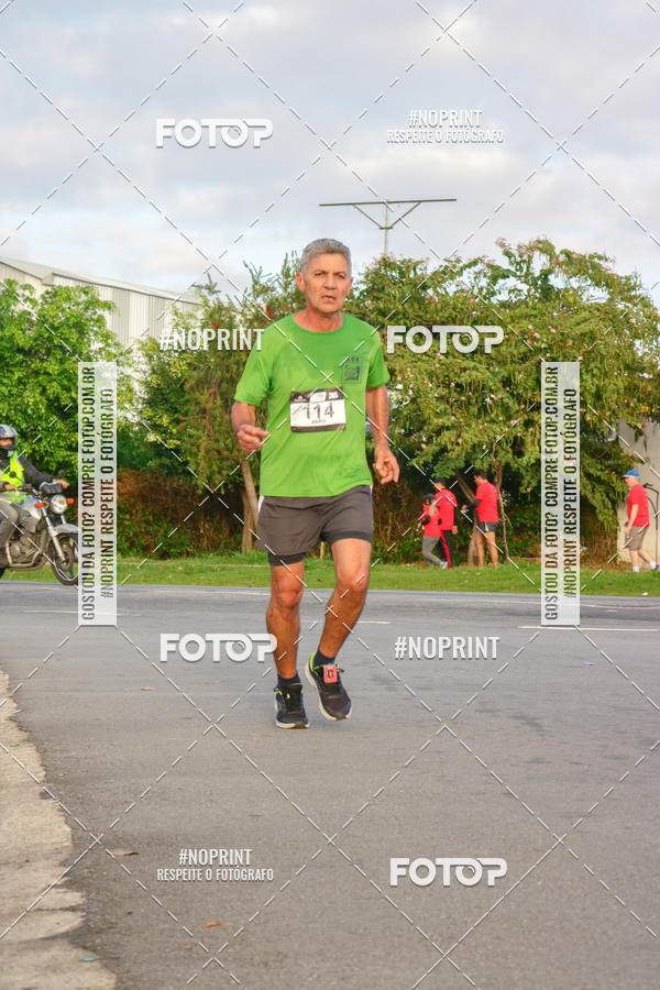 Achetez vos photos de l'vnementSantander Track&Field Run Series - Cidade Center Norte sur Fotop