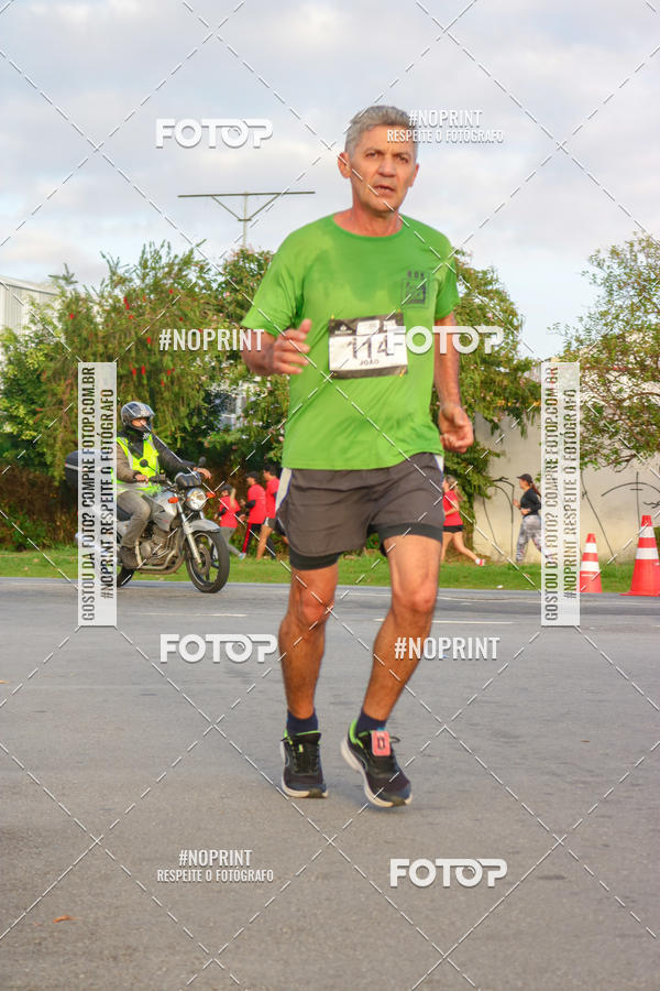 Achetez vos photos de l'vnementSantander Track&Field Run Series - Cidade Center Norte sur Fotop