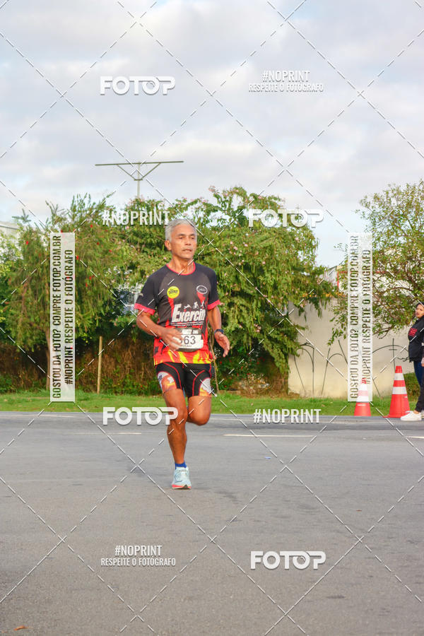 Achetez vos photos de l'vnementSantander Track&Field Run Series - Cidade Center Norte sur Fotop