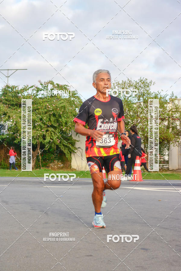 Achetez vos photos de l'vnementSantander Track&Field Run Series - Cidade Center Norte sur Fotop