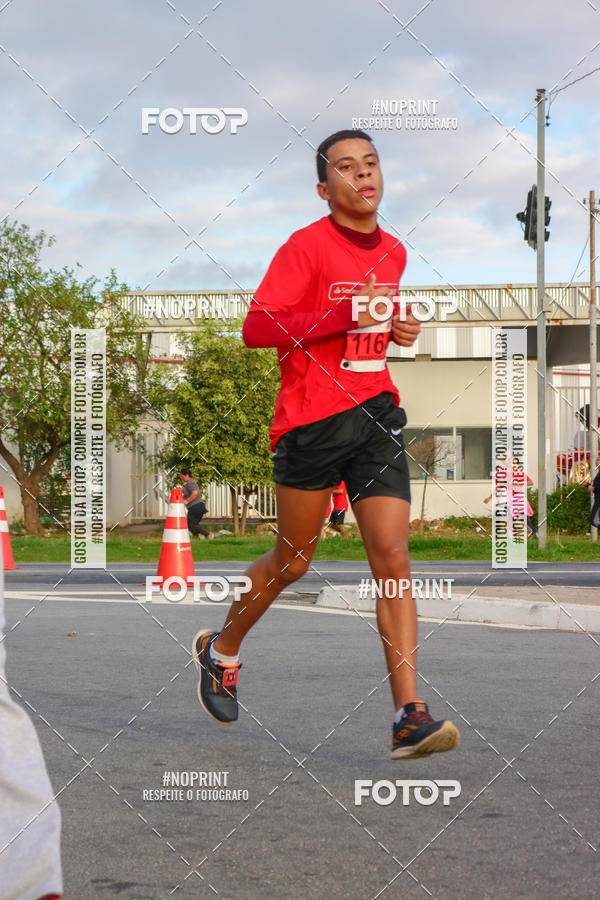 Achetez vos photos de l'vnementSantander Track&Field Run Series - Cidade Center Norte sur Fotop