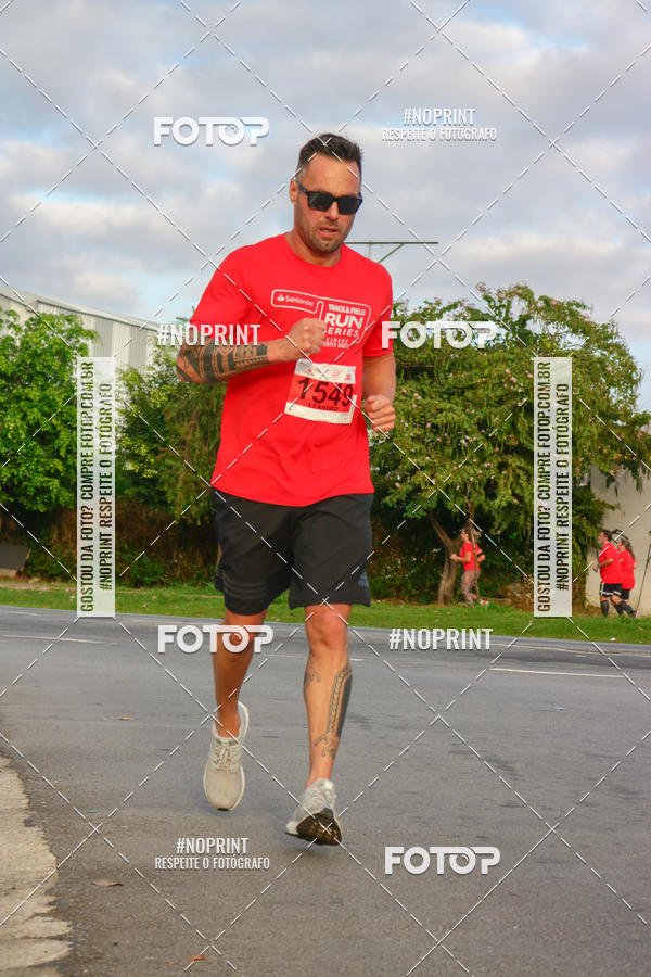 Buy your photos of the eventSantander Track&Field Run Series - Cidade Center Norte on Fotop