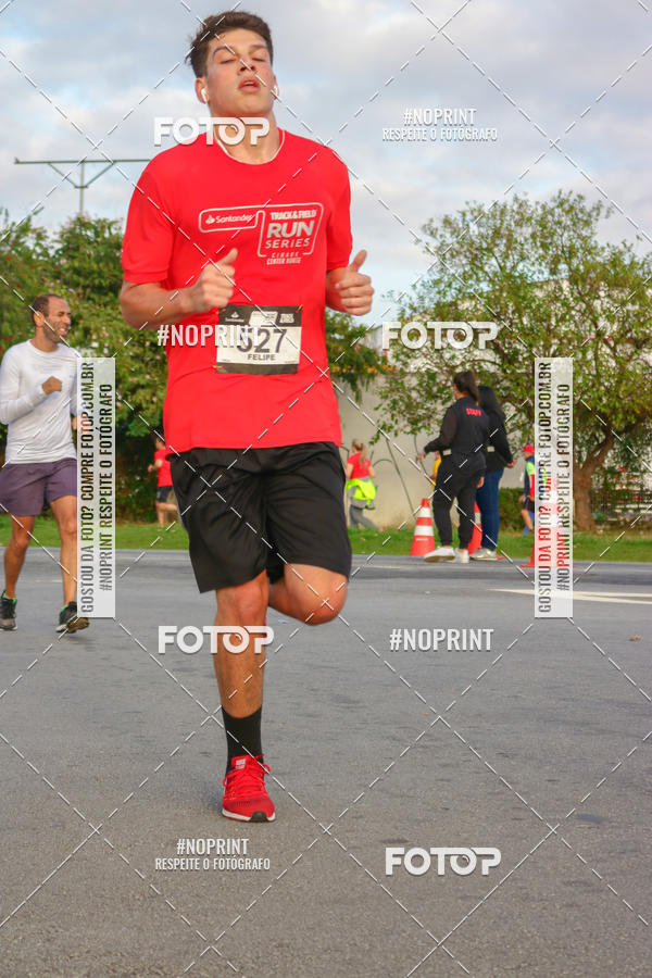 Buy your photos of the eventSantander Track&Field Run Series - Cidade Center Norte on Fotop
