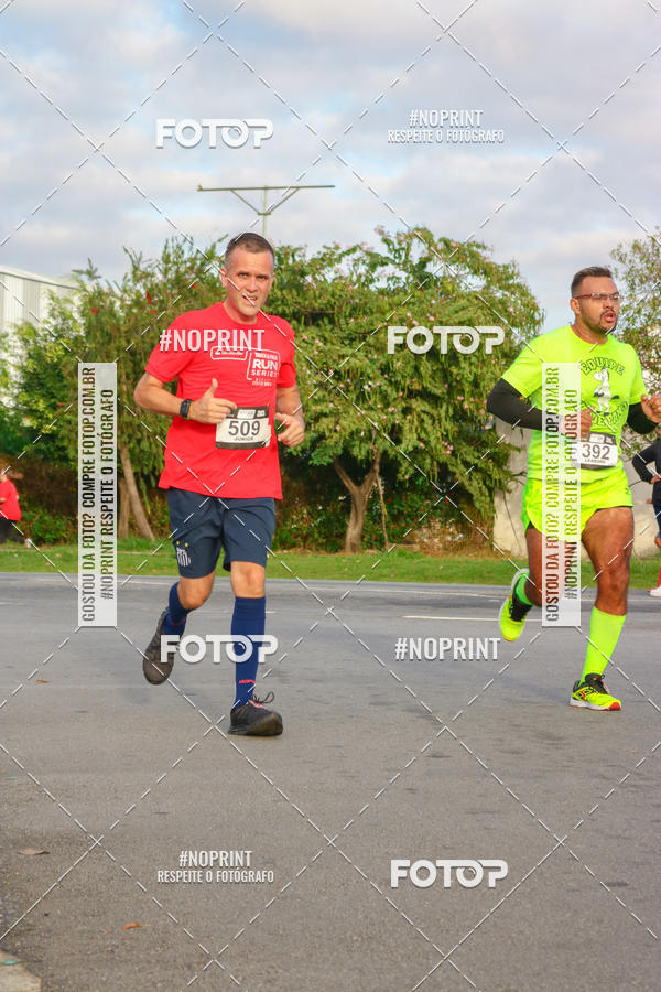 Acquista le foto dell'eventoSantander Track&Field Run Series - Cidade Center Norte in Fotop